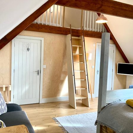 Westbury Cross House Bed & Breakfast Ngoại thất bức ảnh