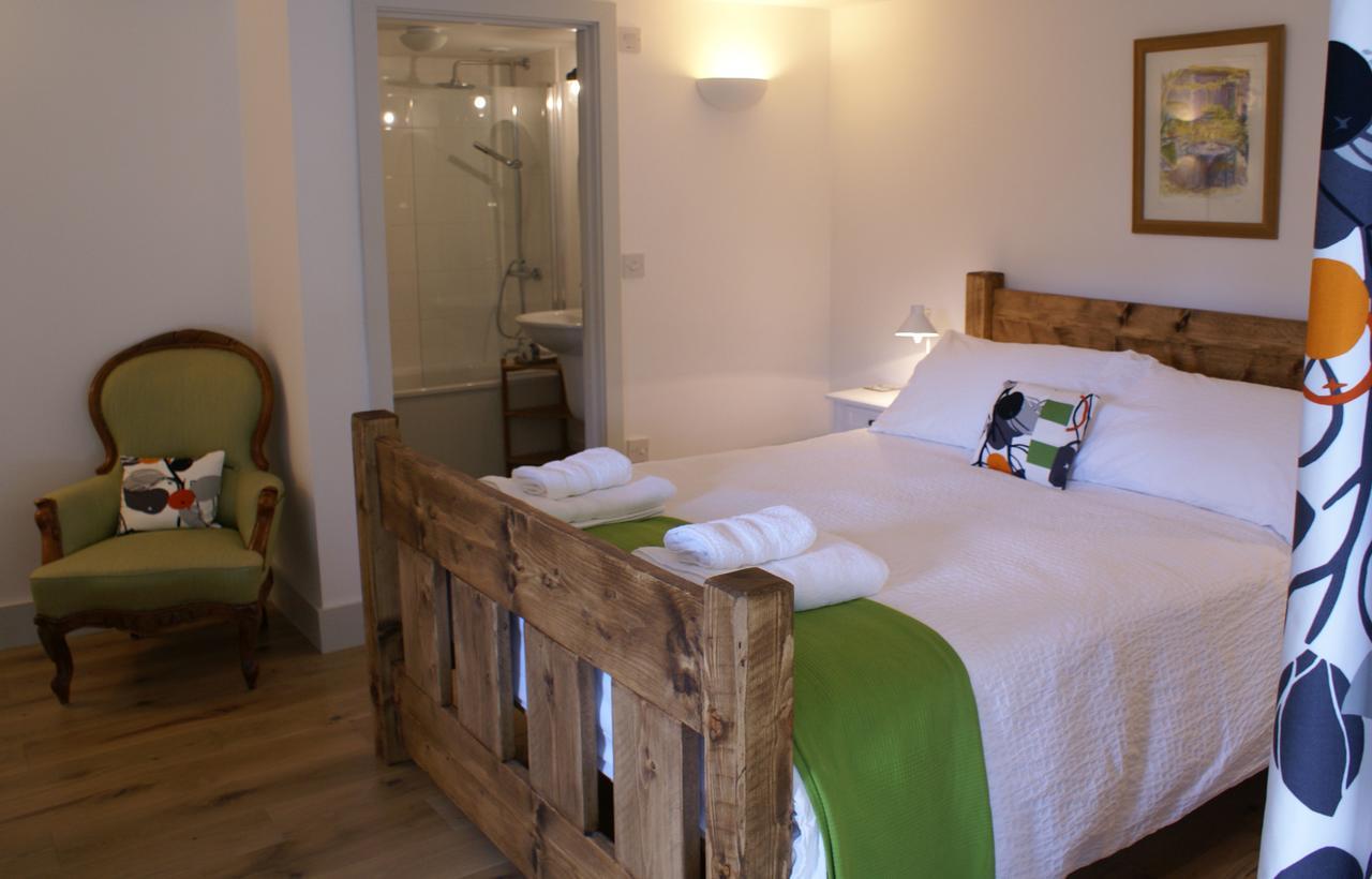 Westbury Cross House Bed & Breakfast Ngoại thất bức ảnh